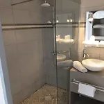 Hotel De France 2*