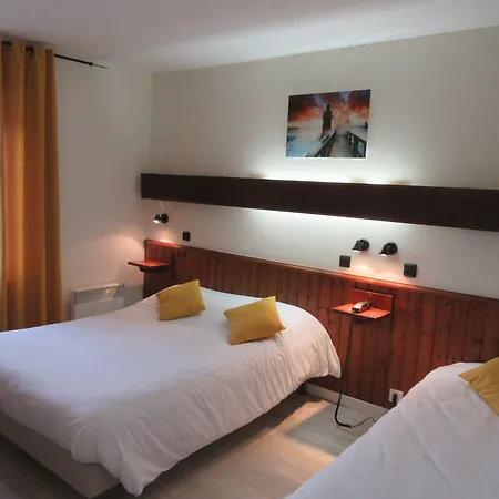 Hotel Contact De France 2*