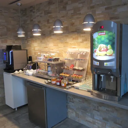 De France 2* Saintes