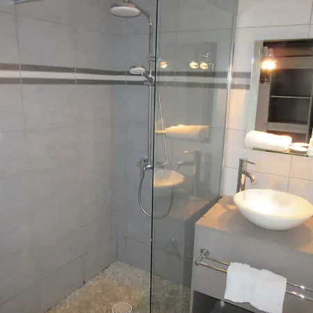 Hotell De France Saintes